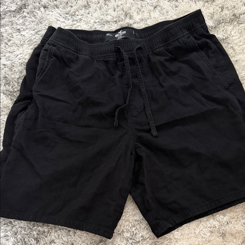 Hollister Men's Black Elastic Waist Drawstring Shorts
